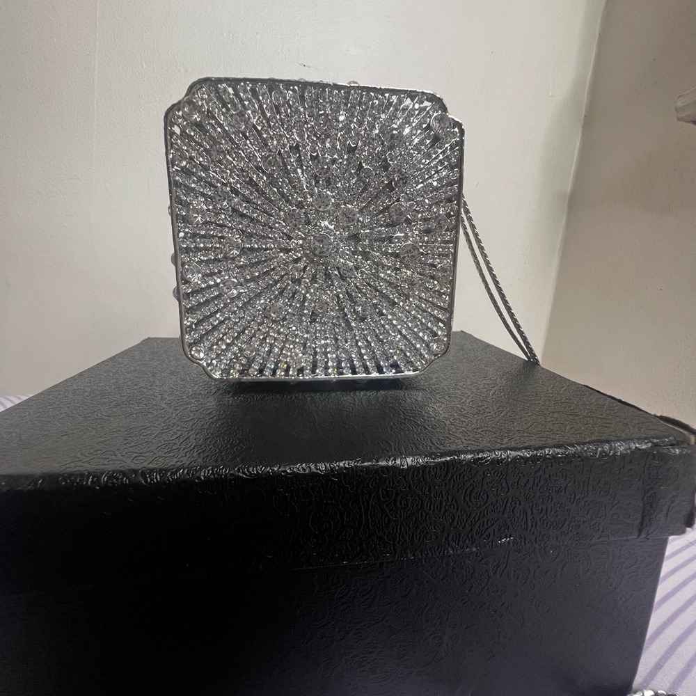 silver rhinestone clutch/crossbody
